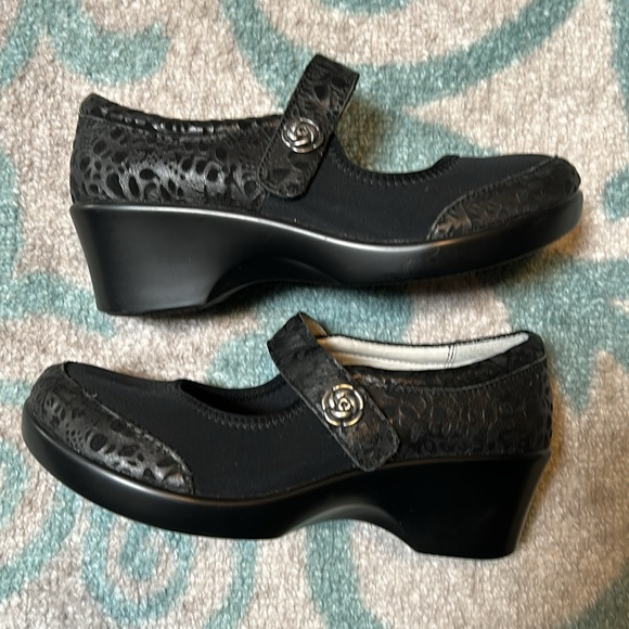 New without box Algeria Sofi - Picture 3 of 7